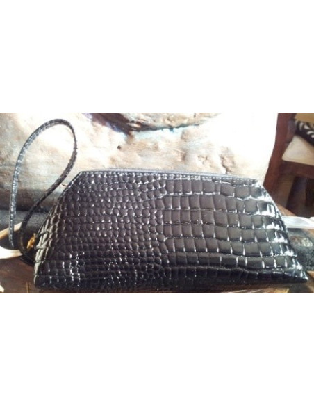 NECESER MUJER ELIZABETH ARDEN EN NEGRO: TIPO CHAROL