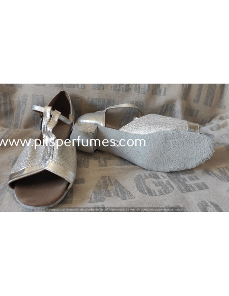 SANDALIAS PLATEADAS BAILE TALLA 37 PEQUEÑA.IDEAL PIE ANCHO