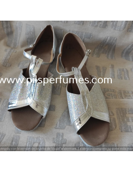 SANDALIAS PLATEADAS BAILE TALLA 37 PEQUEÑA.IDEAL PIE ANCHO