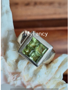 Anillo de plata PERIDOT y PLATA : TALLA:7