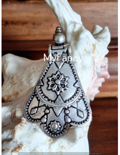 Colgante de plata y COLGANTE TRIANGULAR PLATA MEXICANA MUY TRABAJADO